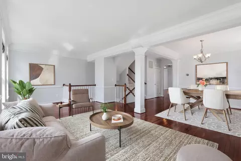 Other - 24958 Ashgarten Dr, Chantilly, VA 20152 photo 2 of 9