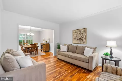 Living - 43848 Glenhazel Dr, Ashburn, VA 20147 photo 1 of 4