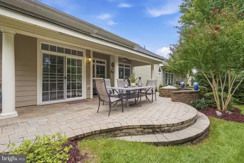 Exterior - 20523 Crescent Pointe Pl, Ashburn, VA 20147 photo 6 of 9