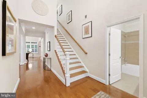 Entry Way - 20523 Crescent Pointe Pl, Ashburn, VA 20147 photo 3 of 9