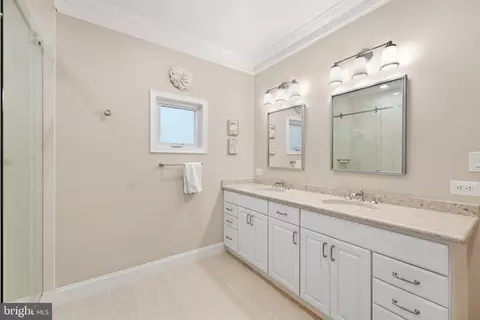 Bath - 20523 Crescent Pointe Pl, Ashburn, VA 20147 photo 3 of 5