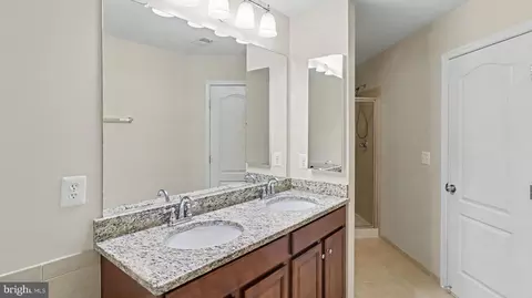 Entry Way - 42371 Trellis Sq, Brambleton, VA 20148 photo 14 of 19