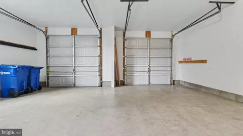 Entry Way - 42371 Trellis Sq, Brambleton, VA 20148 photo 1 of 19
