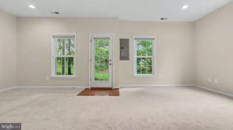Other - 42371 Trellis Sq, Brambleton, VA 20148 photo 4 of 18