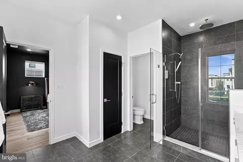 Entry Way - 43447 Wilcox Ter, Ashburn, VA 20148 photo 7 of 7