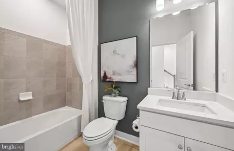 Bath - 42635 Black Angus Dr, Ashburn, VA 20148 photo 1 of 2