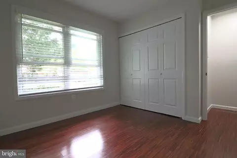 Bedroom - 157 S Fox Rd S, Sterling, VA 20164 photo 4 of 4