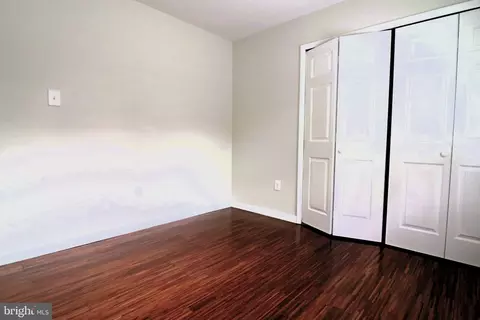 Bedroom - 157 S Fox Rd S, Sterling, VA 20164 photo 2 of 4