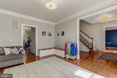 Entry Way - 43738 Webster Ct, Ashburn, VA 20147 photo 6 of 11