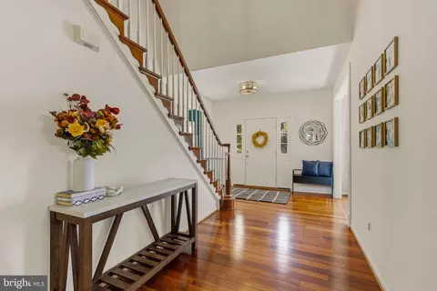 Entry Way - 43738 Webster Ct, Ashburn, VA 20147 photo 2 of 11