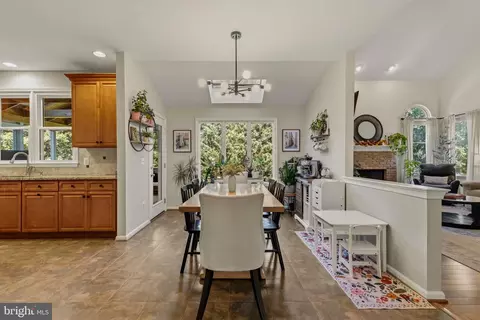 Dining - 43738 Webster Ct, Ashburn, VA 20147 photo 2 of 2