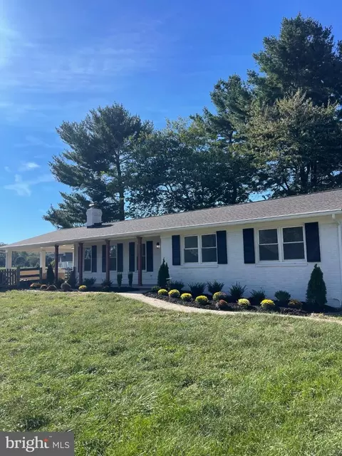 36292 Paxson Rd, Purcellville, VA 20132