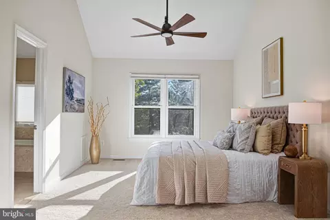 Bedroom - 43626 Blacksmith Sq, Ashburn, VA 20147 photo 3 of 8