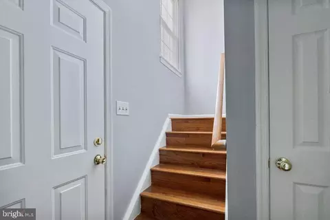 Entry Way - 46049 Marble Ter, Sterling, VA 20166 photo 5 of 16