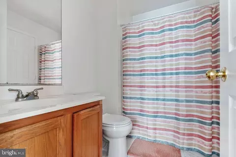Bath - 46049 Marble Ter, Sterling, VA 20166 photo 1 of 1