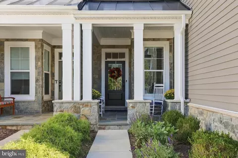 Exterior - 42724 Cushing Ter, Ashburn, VA 20148 photo 3 of 18