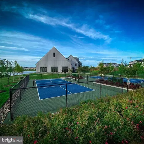 View/Area - 42724 Cushing Ter, Ashburn, VA 20148 photo 3 of 4