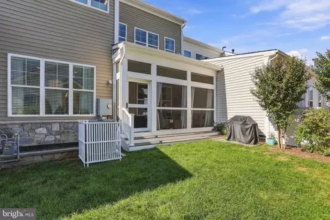 Exterior - 42724 Cushing Ter, Ashburn, VA 20148 photo 11 of 18