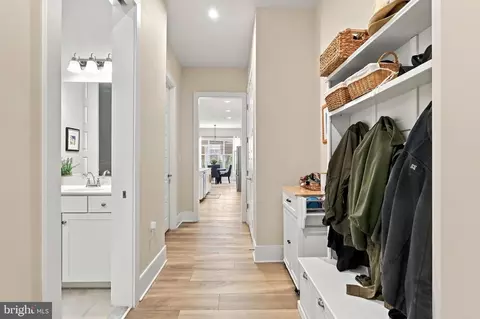 Entry Way - 42724 Cushing Ter, Ashburn, VA 20148 photo 10 of 10