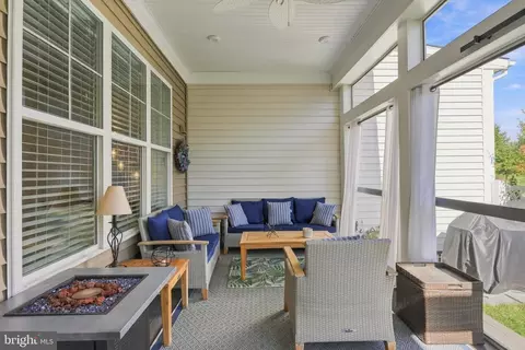 Exterior - 42724 Cushing Ter, Ashburn, VA 20148 photo 6 of 18