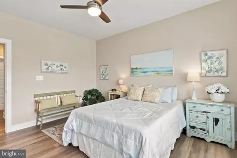 Bedroom - 42724 Cushing Ter, Ashburn, VA 20148 photo 5 of 6