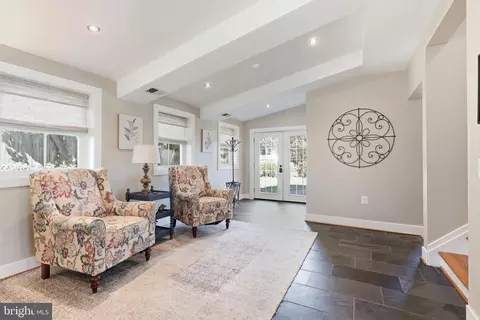 Entry Way - 36 Main St, Round Hill, VA 20141 photo 3 of 3