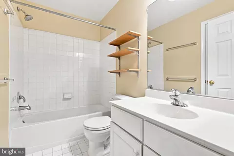 Bath - 22675 Simonet Blanc Ter, Ashburn, VA 20148 photo 4 of 4