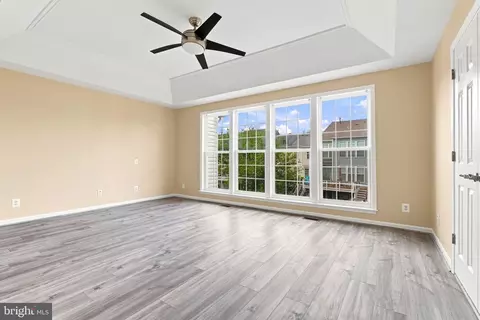 Living - 22675 Simonet Blanc Ter, Ashburn, VA 20148 photo 5 of 7