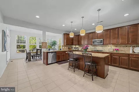 Kitchen - 42150 Ruby Dusk Way, Brambleton, VA 20148 photo 2 of 6