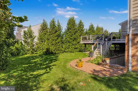 Exterior - 42150 Ruby Dusk Way, Brambleton, VA 20148 photo 10 of 17