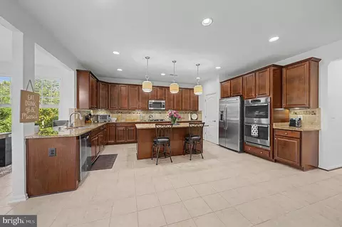 Kitchen - 42150 Ruby Dusk Way, Brambleton, VA 20148 photo 1 of 6