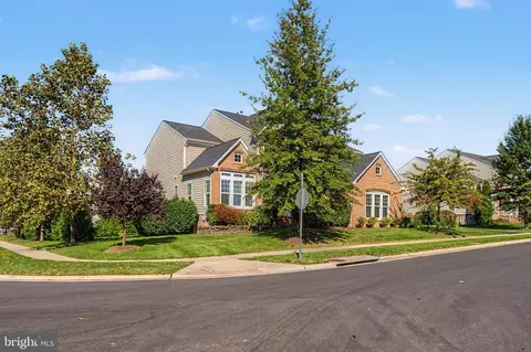Exterior - 42150 Ruby Dusk Way, Brambleton, VA 20148 photo 17 of 17