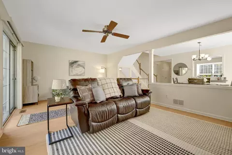 Other - 43309 Parlor Sq, Ashburn, VA 20147 photo 2 of 5
