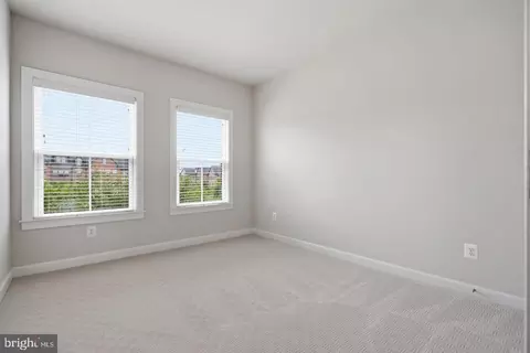 Bedroom - 43451 Charitable St, Ashburn, VA 20148 photo 4 of 5