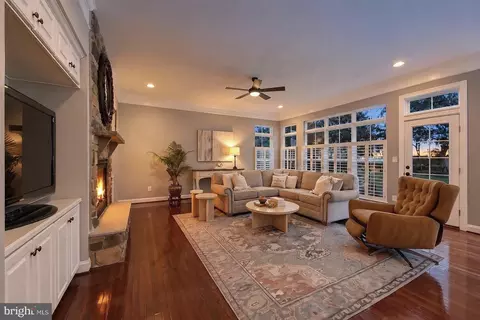 Living - 42746 Explorer Dr, Brambleton, VA 20148 photo 4 of 5