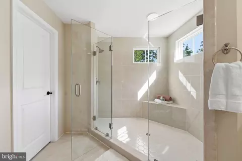 Entry Way - 42746 Explorer Dr, Brambleton, VA 20148 photo 6 of 9