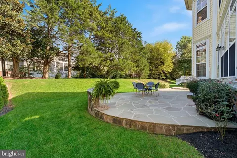 Exterior - 42746 Explorer Dr, Brambleton, VA 20148 photo 5 of 14