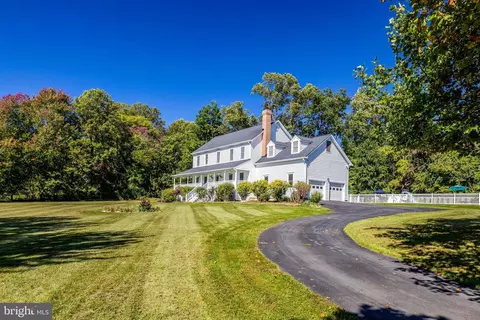 37804 Clear Brook Ln, Lovettsville, VA 20180