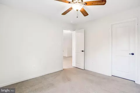 Bedroom - 26798 Barnsley Pl, Chantilly, VA 20152 photo 7 of 8