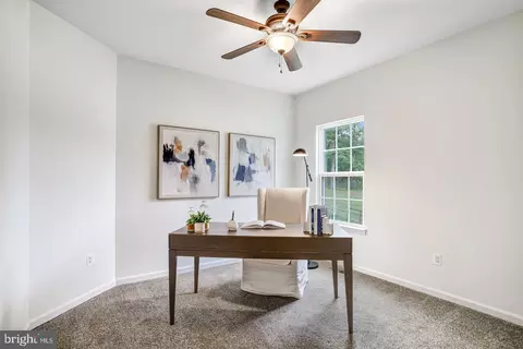 Entry Way - 26798 Barnsley Pl, Chantilly, VA 20152 photo 7 of 14