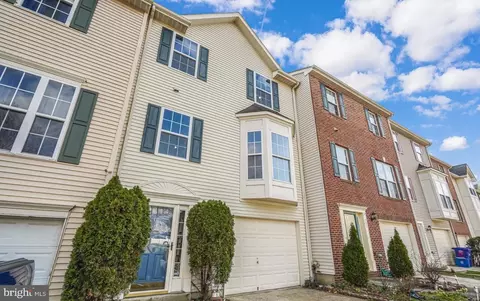 553 Sparkleberry Ter NE, Leesburg, VA 20176