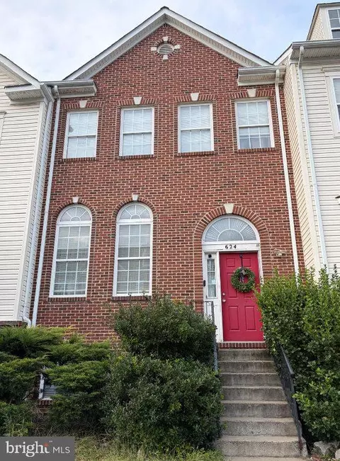 624 Springhouse Sq SE, Leesburg, VA 20175