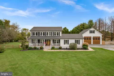 16486 Purcellville Rd, Purcellville, VA 20132