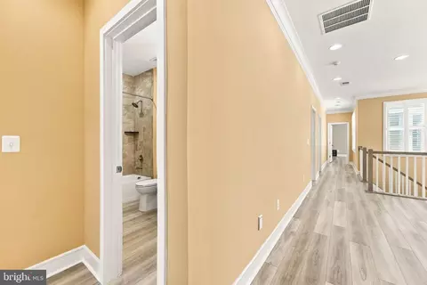 Entry Way - 22969 Aurora Vw, Brambleton, VA 20148 photo 8 of 15