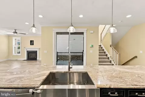 Entry Way - 22969 Aurora Vw, Brambleton, VA 20148 photo 2 of 15