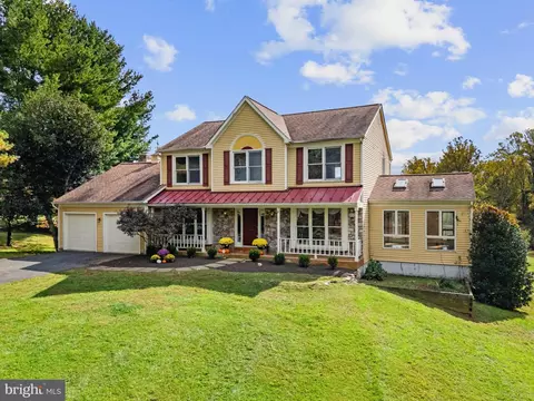 17400 Tranquility Rd, Purcellville, VA 20132