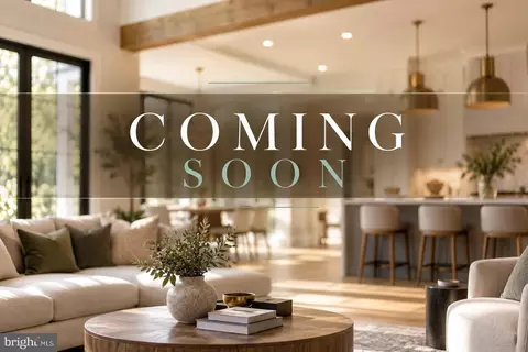 25280 Lake Shore Sq #201, Chantilly, VA 20152