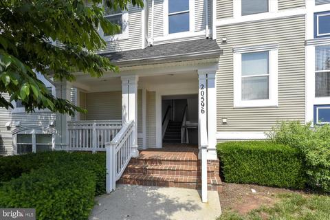 20596 Cornstalk Ter #201, Ashburn, VA 20147 photo 2