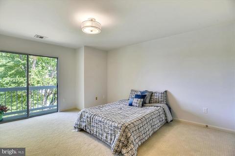 20596 Cornstalk Ter #201, Ashburn, VA 20147 photo 10