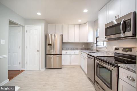 3 Berkeley Ct, Sterling, VA 20165 photo 10